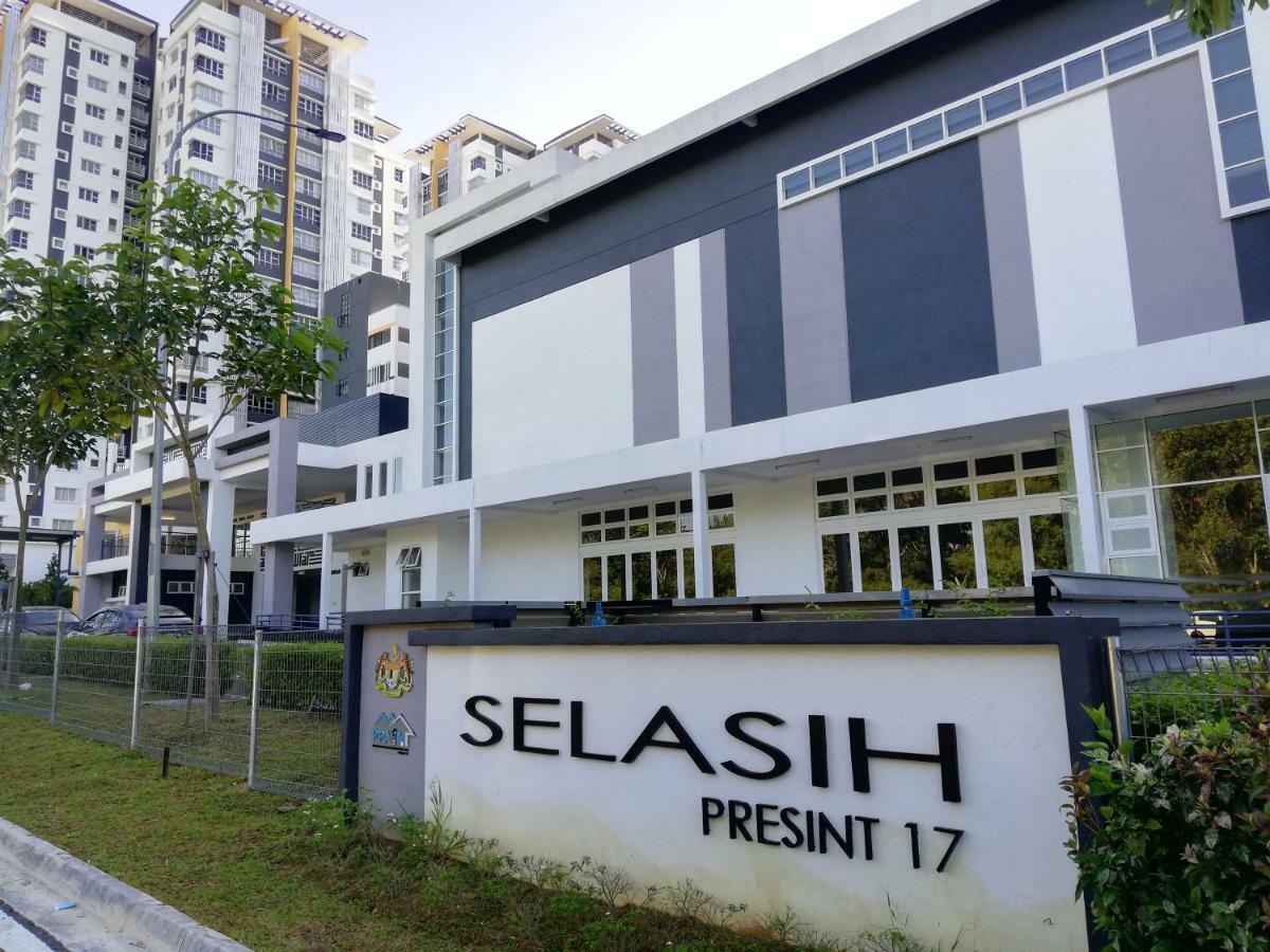 Ae Homestay Putrajaya Buitenkant foto